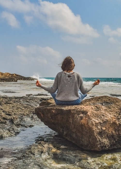 Meditação girl-4981766_1920.jpg